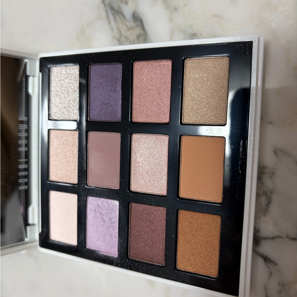 Bobbi Brown Eyeshadow Palette — Pinks, Purples & Warm Neutrals
